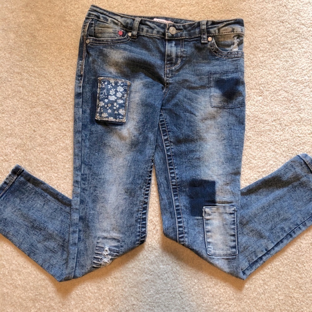 Almost Famous too jeans size 12 skinny girls